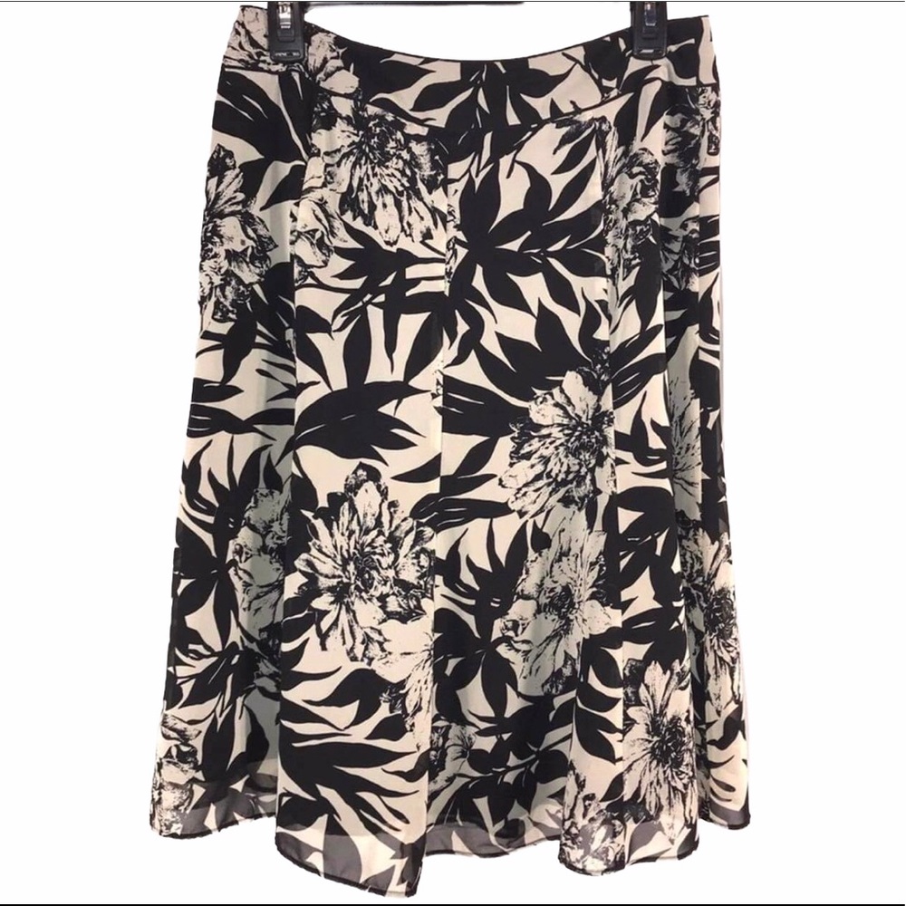 Ann Taylor Floral Skirt, Size 4